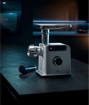 Електрична м’ясорубка WMF Profi Plus 2200Вт з насадками для ковбас, кеббе та печива, 3 диски, реверс
