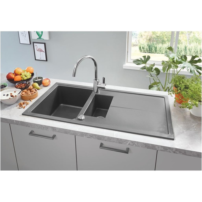 Змішувач кухонний GROHE Eurosmart Cosmopolitan Supersteel, з висувним душем, високий вилив, поворотний на 360°, економія води