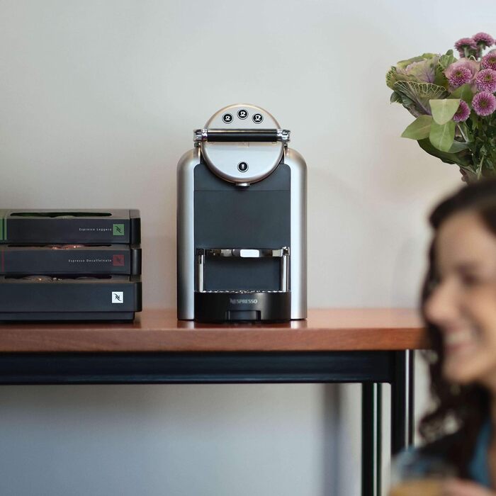 Кавомашина Nespresso Zenius для офісу з 50 капсулами, професійна, срібляста