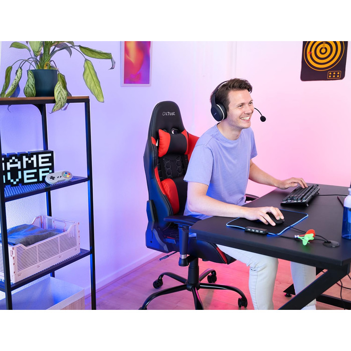 Ігрове крісло Trust Gaming GXT 708R Resto, обертається на 360°, офісне крісло з знімними подушками, регульована висота, фіксація, червоне