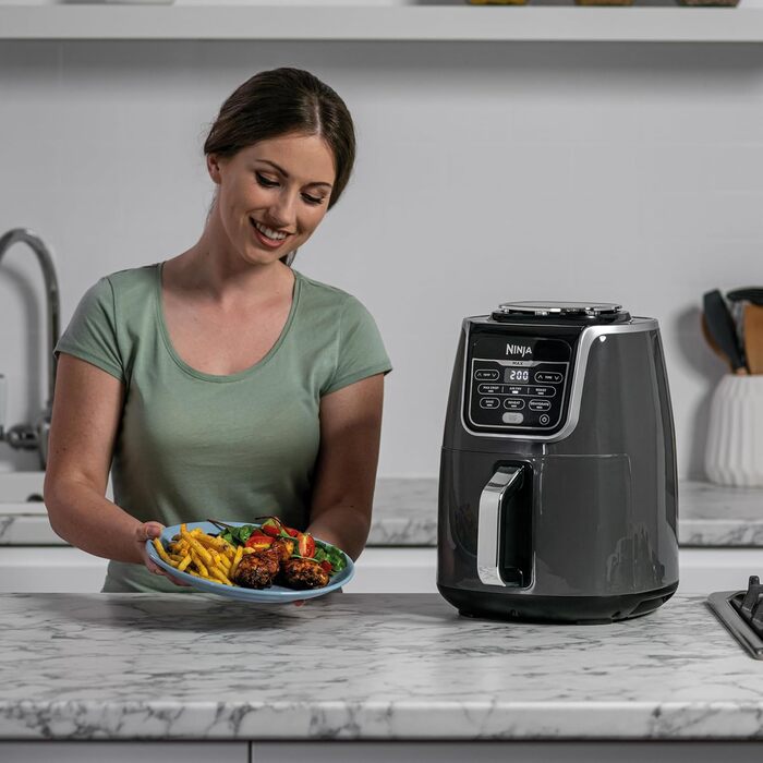 Аерофритюрниця Ninja Air Fryer MAX 5,2 л, сімейна, антипригарна, 6-в-1, сірий/чорний, модель AF160EU, кошик для миття в посудомийці