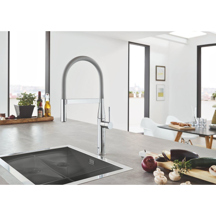 Змішувач кухонний GROHE Essence з висувним душем (графіт) 30294000