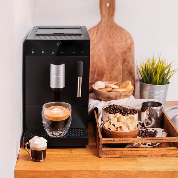 Кавомашина автоматична Cecotec Cremmaet Compact Steam: 19 бар, 1350 Вт, з капучинатором, для зерен, 1.1 л