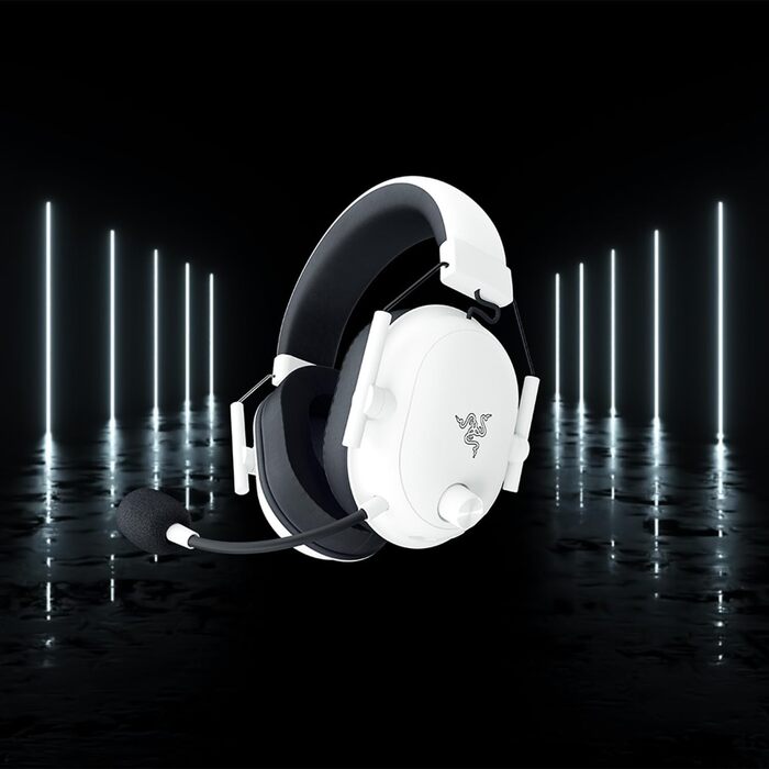 Ігрова гарнітура Razer BlackShark V2 X White — дротова навушники для кіберспорту, 7.1 Surround Sound, 50мм Triforce драйвери, мікрофон HyperClear Cardioid, білий колір