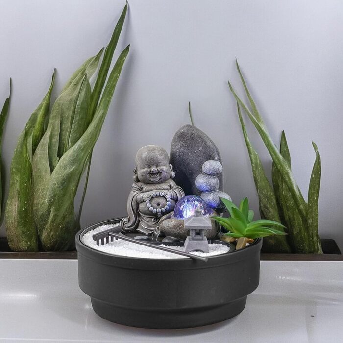 Настільний фонтан-дзен сад Sikhi Zen'Light з фігуркою Будди, кольоровою LED-підсвіткою та білим піском, 21 см — Декоративний фонтан для релаксації та інтер'єру