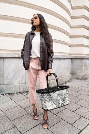 Сумка-шопер Reisenthel Carry Bag – містка та зручна, сірого кольору (Жаккард)