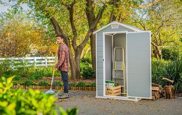 Сарай садовий Keter Manor 4x3 сірий, пластиковий, для дачі, 128x94x196 см