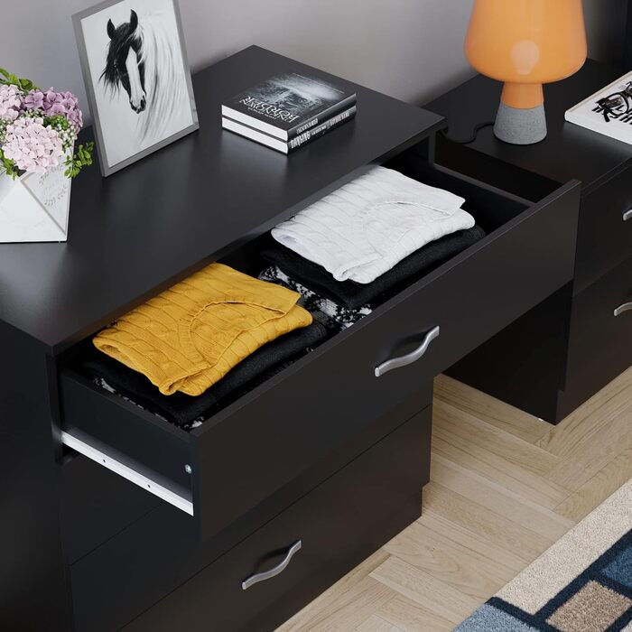 Комод Vida Designs Riano чорний, 4 шухляди з металевими ручками та напрямними, захист від деформації, меблі для спальні, 72x75x36 см