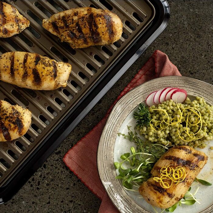 Електричний гриль George Foreman Smokeless для дому, бездимний, антипригарний, з піддоном для жиру, регулятором температури, вертикальне зберігання, модель 25850-56