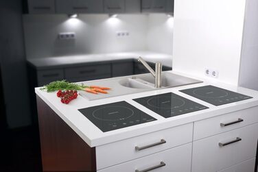 Вбудована індукційна плита Steba IK 60 E: склокерамічна поверхня 28x28 см, 10 рівнів потужності, сенсорне управління, 2000 Вт