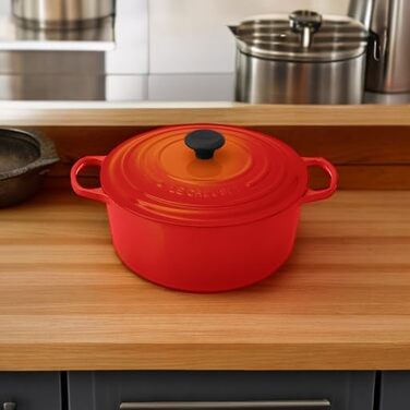 Каструля Le Creuset Signature, чавун, емальована, кругла, 2,8 л, помаранчева