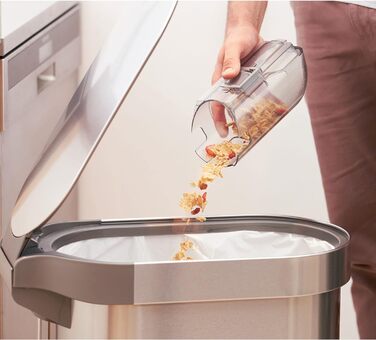 Акумуляторний пилосос BLACK+DECKER 3-в-1 BHFEA520J, 18В, безмішковий, ручний та підлоговий, турбощітка, 2 режими, бездротовий, з настінним кріпленням, щілинною насадкою, вбудованим акумулятором і зарядним кабелем