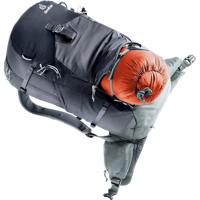 Чоловічий туристичний рюкзак Deuter Trail Pro 33 л, чорний, для хайкінгу та скелелазіння